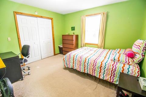 163 Lamont St, Springfield, MA 01119 photo 8
