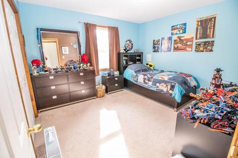163 Lamont St, Springfield, MA 01119 photo 9