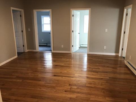 129 Suffolk St, Springfield, MA 01109 photo 2