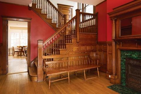60 Beals St, Brookline, MA 02446 photo 2