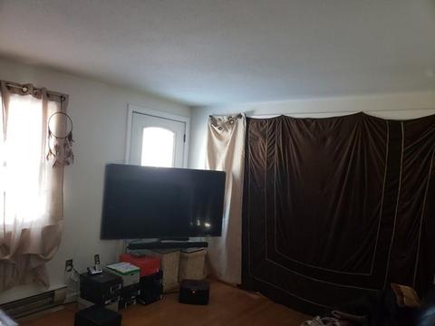 227 Starling Rd, Springfield, MA 01119 photo 4