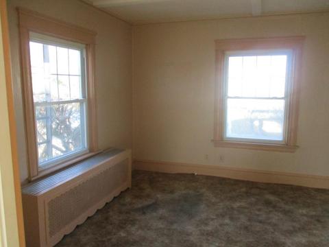 494 Bowen St, Fall River, MA 02724 photo 5
