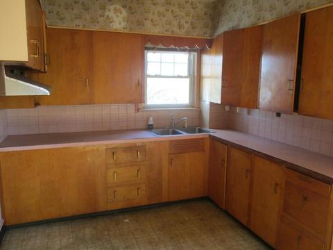 494 Bowen St, Fall River, MA 02724 photo 8