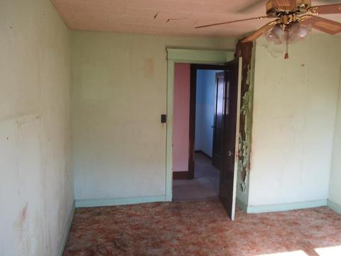 494 Bowen St, Fall River, MA 02724 photo 18