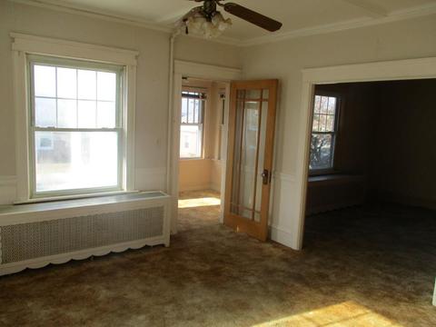 494 Bowen St, Fall River, MA 02724 photo 3