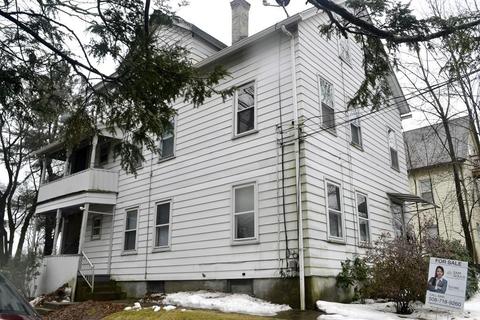 15 Tatman St, Worcester, MA 01607 photo 2