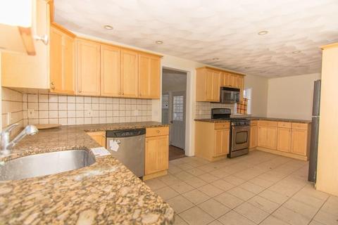 44 Elm St, Georgetown, MA 01833 photo 12
