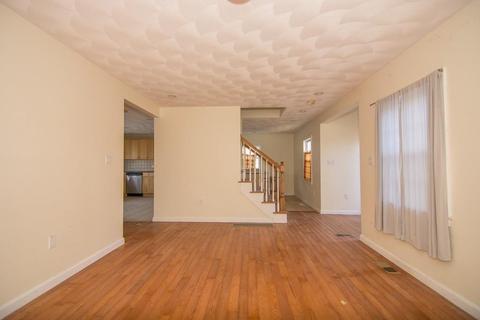 44 Elm St, Georgetown, MA 01833 photo 17