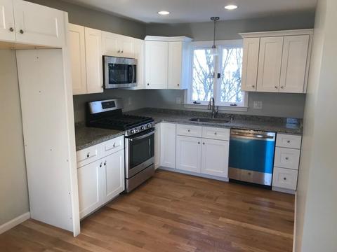 19 Wall St, Uxbridge, MA 01569 photo 5