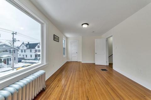 47 Jasper St, Springfield, MA 01109 photo 11