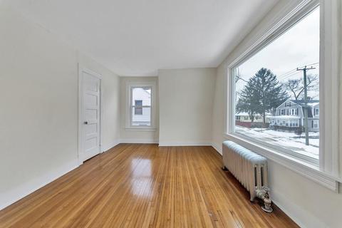 47 Jasper St, Springfield, MA 01109 photo 10