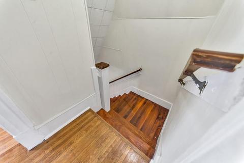 47 Jasper St, Springfield, MA 01109 photo 16