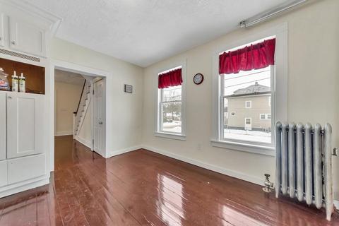 47 Jasper St, Springfield, MA 01109 photo 19