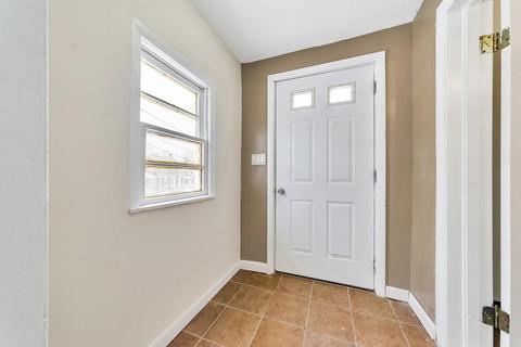 47 Jasper St, Springfield, MA 01109 photo 21