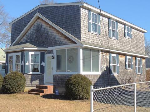 68 Pilgrim Ave, Wareham, MA 02571 photo 1