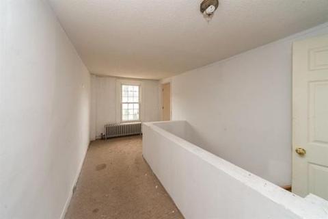 36 Church St, Ware, MA 01082 photo 12