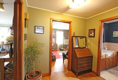 10 Pine St, Easthampton, MA 01027 photo 13