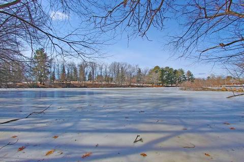10 Pine St, Easthampton, MA 01027 photo 3