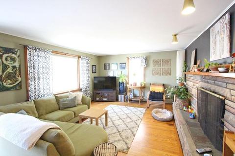 10 Pine St, Easthampton, MA 01027 photo 16