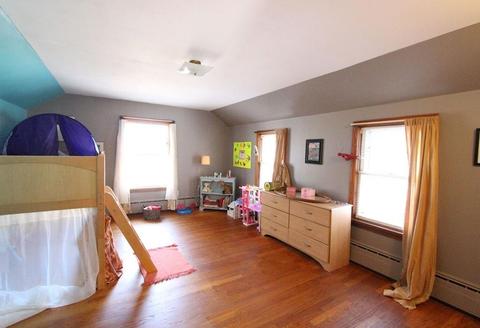10 Pine St, Easthampton, MA 01027 photo 24