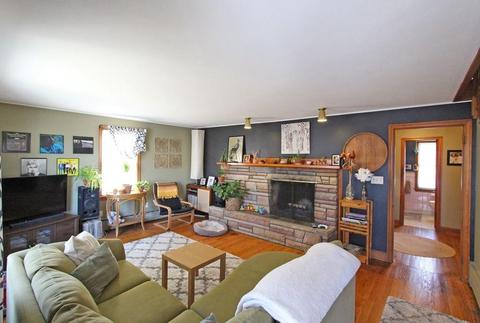 10 Pine St, Easthampton, MA 01027 photo 17