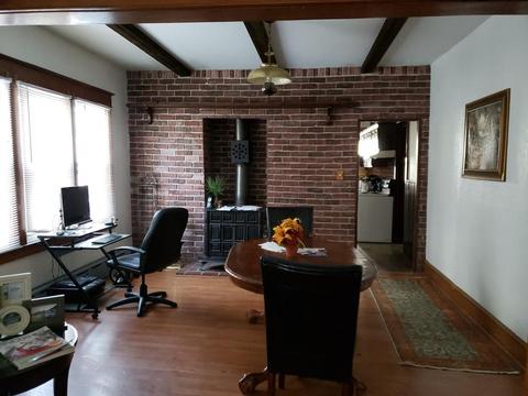 580 White St, Springfield, MA 01108 photo 4