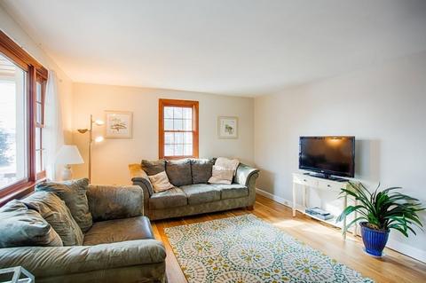 13 Bailey Ave, Beverly, MA 01915 photo 9