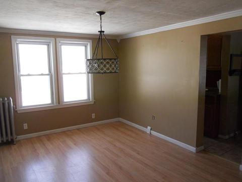1053 Sumner Ave, Springfield, MA 01118 photo 2