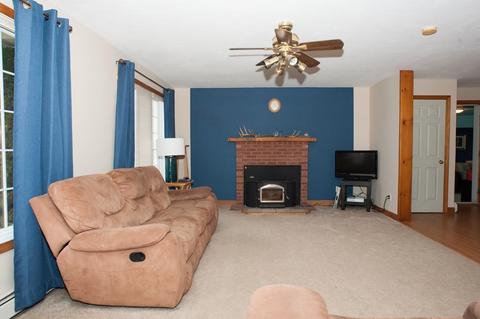10 Lackey Rd, Sutton, MA 01590 photo 9