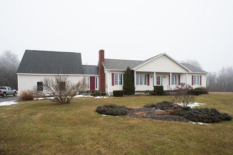 10 Lackey Rd, Sutton, MA 01590 photo 2