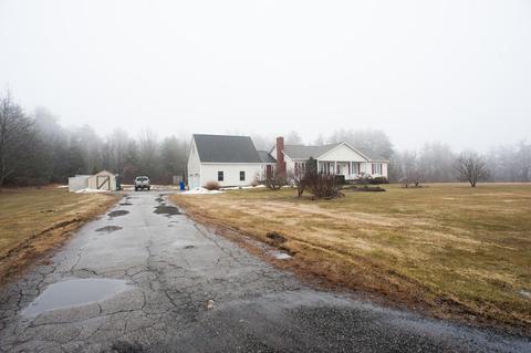 10 Lackey Rd, Sutton, MA 01590 photo 3