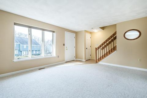 14 Deer Path #4, Maynard, MA 01754 photo 5