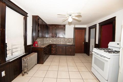 285 Cambridge St, Worcester, MA 01603 photo 4