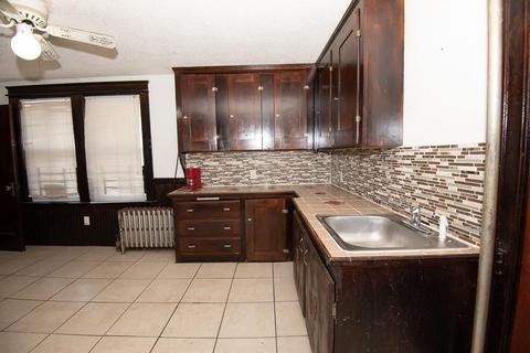 285 Cambridge St, Worcester, MA 01603 photo 5