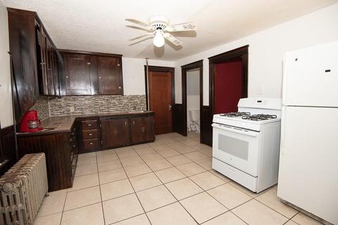 285 Cambridge St, Worcester, MA 01603 photo 3