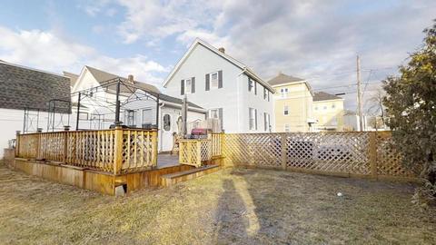 83 Raymond St, Fall River, MA 02723 photo 3
