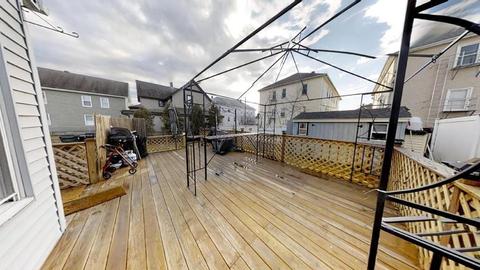 83 Raymond St, Fall River, MA 02723 photo 4