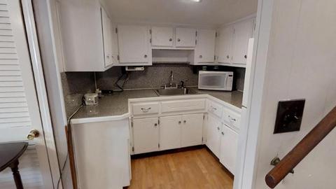 83 Raymond St, Fall River, MA 02723 photo 10