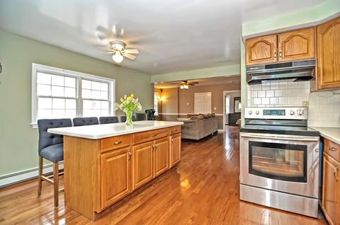 16 Plain St, Taunton, MA 02780 photo 9