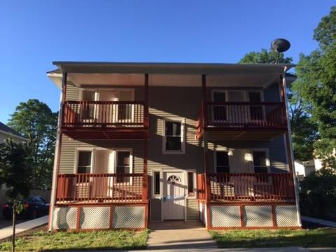 23 Newman St, Springfield, MA 01105 photo 1