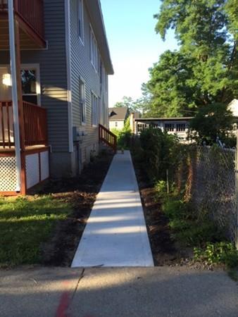 23 Newman St, Springfield, MA 01105 photo 4
