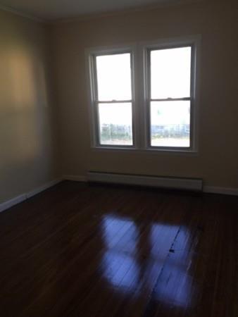 23 Newman St, Springfield, MA 01105 photo 14