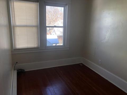 43 Jenness St, Springfield, MA 01104 photo 11