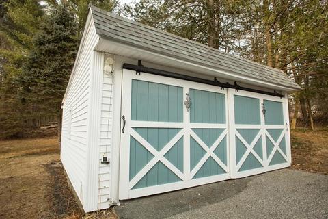 27 Highland St, Ware, MA 01082 photo 6