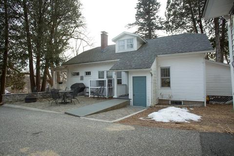 27 Highland St, Ware, MA 01082 photo 4