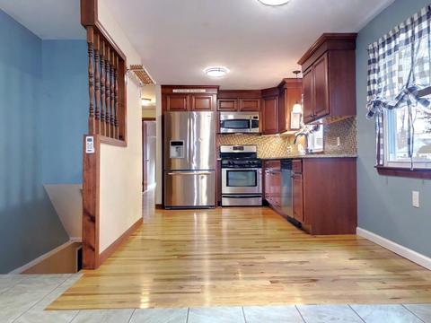 24 Leo Dr, Chicopee, MA 01020 photo 4