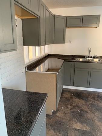 76 Merrill Rd, Springfield, MA 01119 photo 16