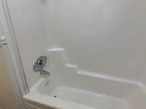 76 Merrill Rd, Springfield, MA 01119 photo 4