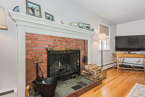 9 Gore Gable Dr, Webster, MA 01570 photo 8