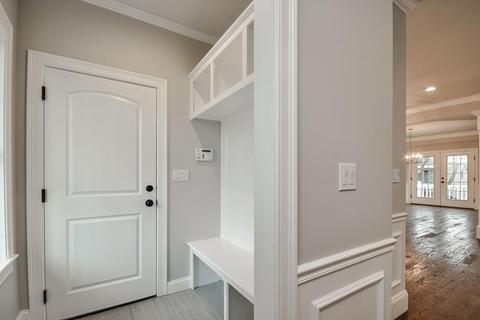 1077 Greendale Ave, Needham, MA 02492 photo 16